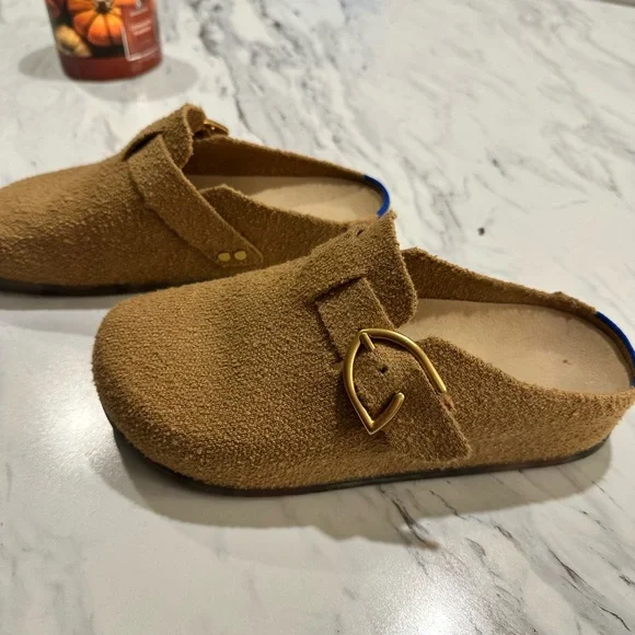 Rothy’s “The Buckle Clog” in Wren Boucle - Picture 4 of 5